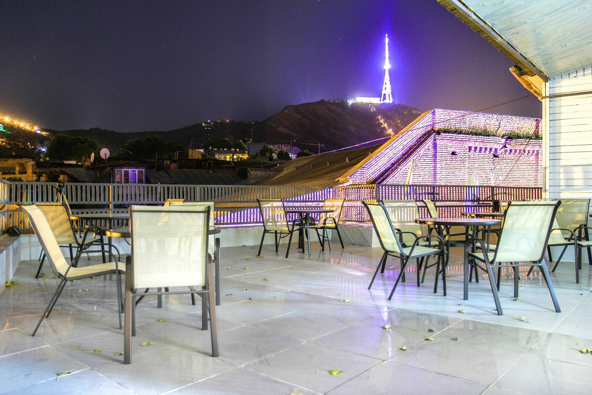 New Palace Shardeni Tbilisi Bagian luar foto